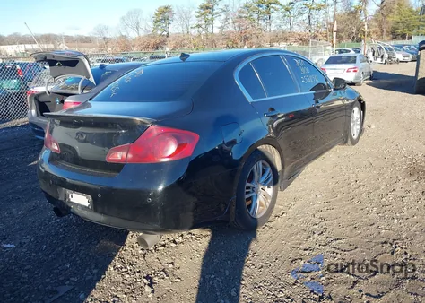 2013 Infiniti G37X из США, поврежденный, VIN JN1CV6AR2DM356238